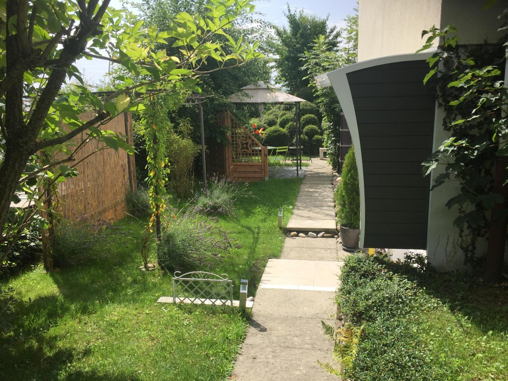Joline Private Guest Apartment Just Feel At Home Jens ภายนอก รูปภาพ
